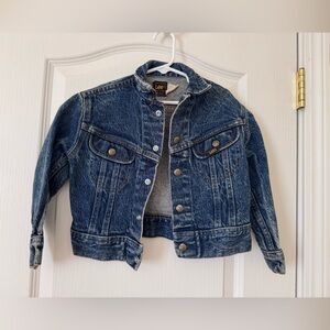 vintage Lee kids' blue denim trucker jacket, likely from the 1980s size 6
